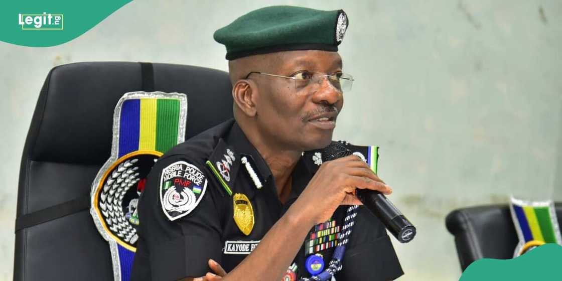 Sufetan yan sanda. Sufetan yan sanda.