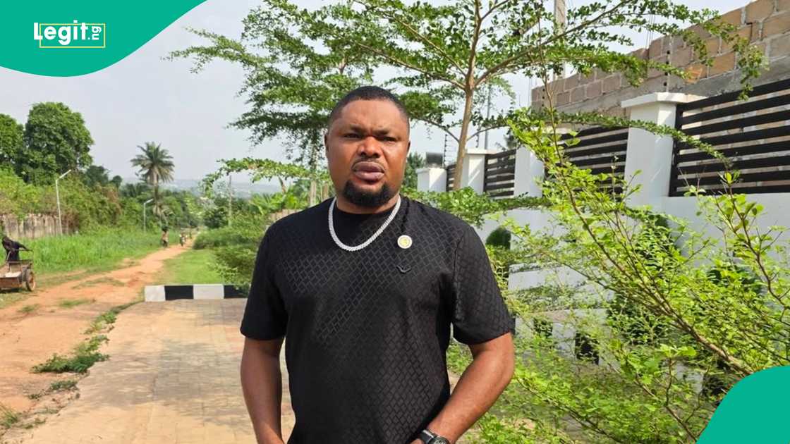 Harrison Gwamnishu shares video about police officer, warns Nigerians