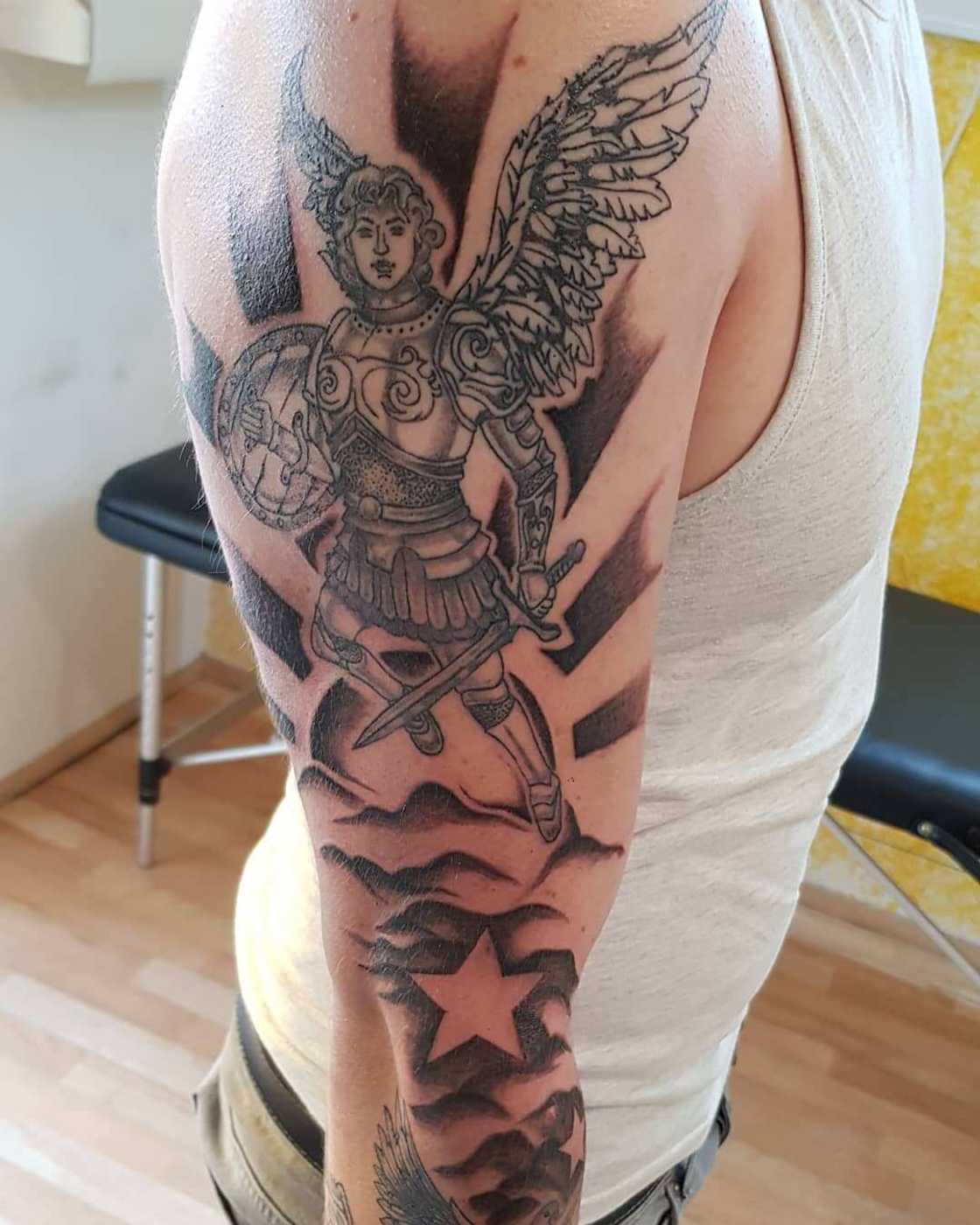 upper arm tattoos for men upper arm tattoos for men