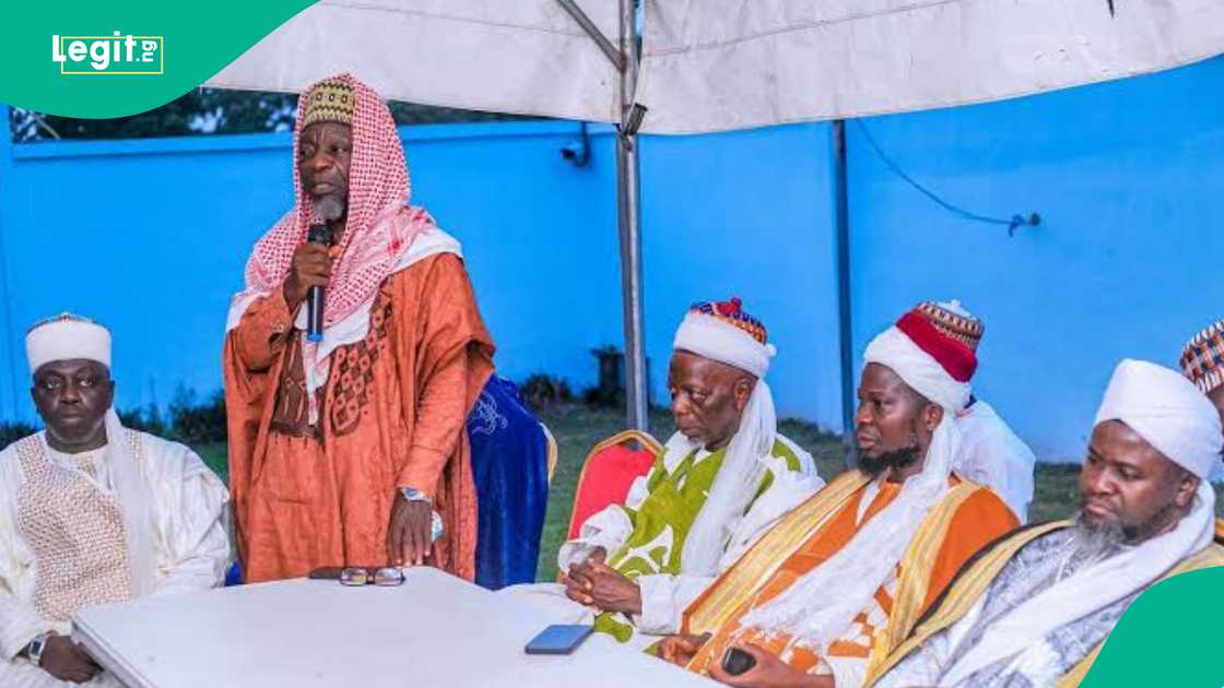 Malaman Musulunci sun goyi bayan dan takarar APC Malaman Musulunci sun goyi bayan dan takarar APC