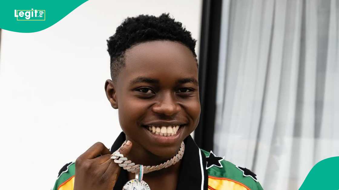 Mr Eazi replies Peller after he reached out to him to join his stream. Mr Eazi replies Peller after he reached out to him to join his stream.