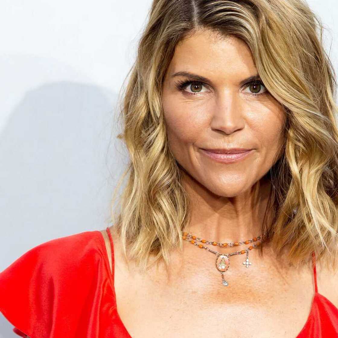 Lori Loughlin age Lori Loughlin age