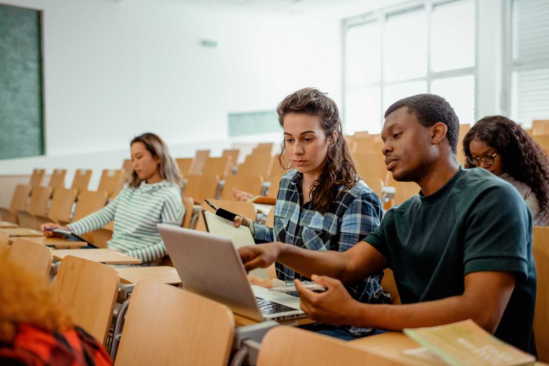 Students engage in a discussion