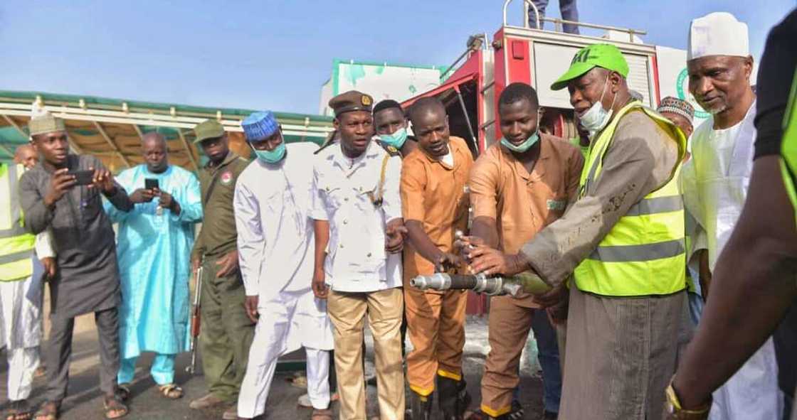 Covid-19: 'Yan KAROTA sun kama mutane 350, motoci 35 a Kano Covid-19: 'Yan KAROTA sun kama mutane 350, motoci 35 a Kano