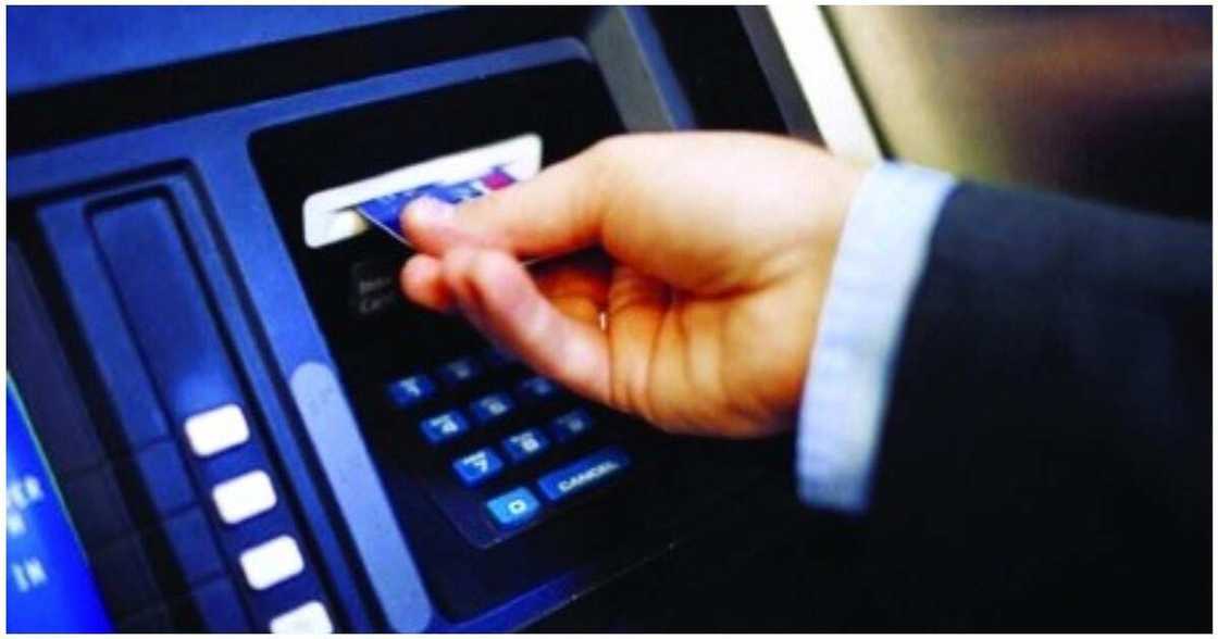 Abinda yakamata mutum yayi idan ATM yaki biyanshi kudi Abinda yakamata mutum yayi idan ATM yaki biyanshi kudi