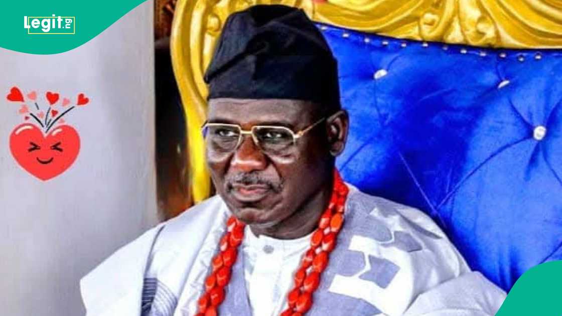 Buratai ya yi magana kan rashin tsaro Buratai ya yi magana kan rashin tsaro
