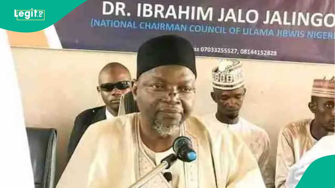 Islamic Cleric Endorses Death Penalty for Whoever Changes Religion Islamic Cleric Endorses Death Penalty for Whoever Changes Religion