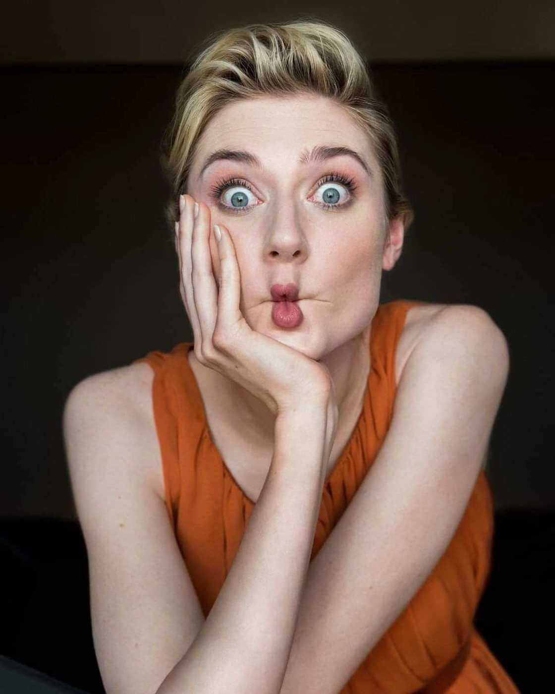 Elizabeth Debicki hot