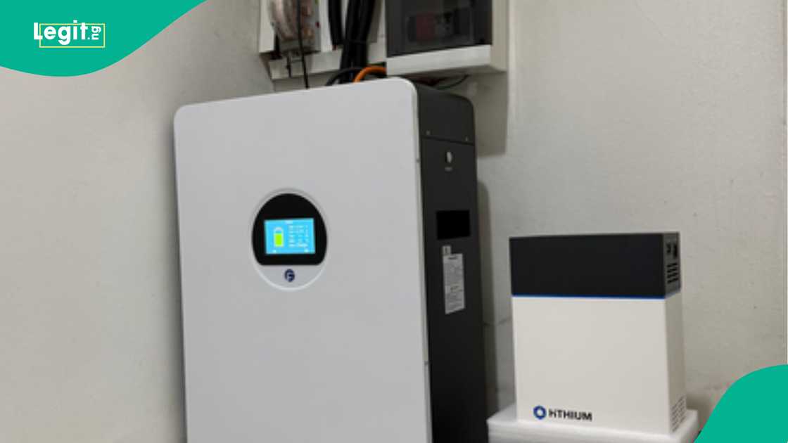 Nigerian man overjoyed as he installs solar at home. Nigerian man overjoyed as he installs solar at home.