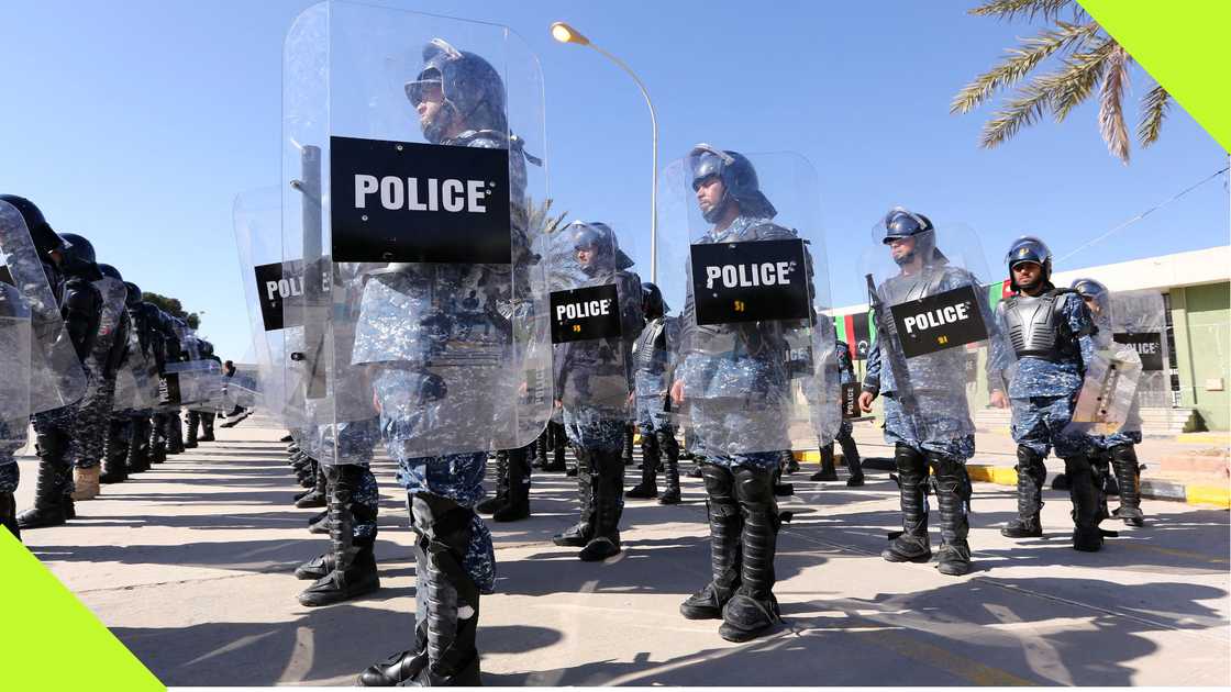 Libyan officials arrest Nigerians Libyan officials arrest Nigerians