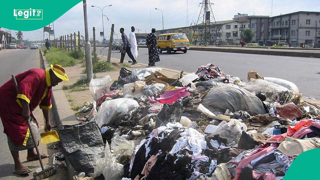 The Lagos State Government has expressed plans to reintroduce monthly environmental sanitation to address rising waste challenges. The state will procure 500 mobile tricycle compactors in 2026 and expand waste-to-wealth initiatives. The Lagos State Government has expressed plans to reintroduce monthly environmental sanitation to address rising waste challenges. The state will procure 500 mobile tricycle compactors in 2026 and expand waste-to-wealth initiatives.