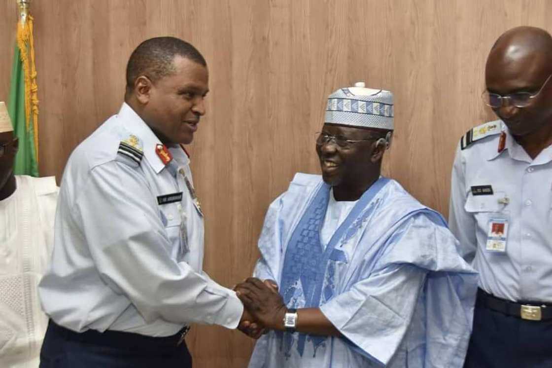 Internal security: Nasarawa state govt allocates 100 hectares of land to NAF Internal security: Nasarawa state govt allocates 100 hectares of land to NAF