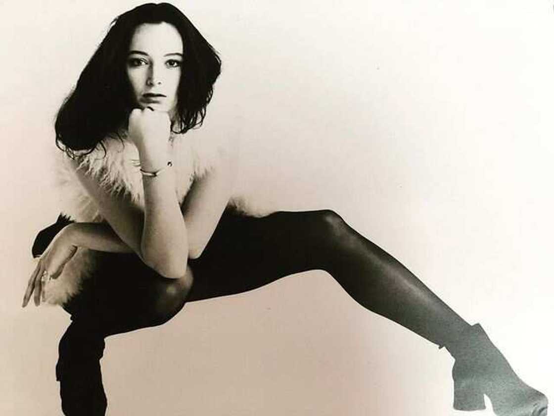 Julie Ferrier: biographie, films, spectacles, photos, couple Julie Ferrier: biographie, films, spectacles, photos, couple