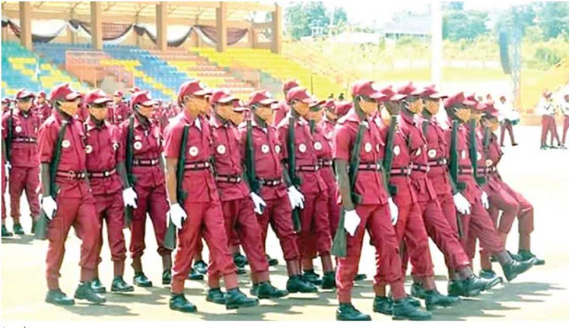 An kama mai faskare saboda fizgar mazakutar mai gidansa da rashin jituwa ya shiga tsakaninsu An kama mai faskare saboda fizgar mazakutar mai gidansa da rashin jituwa ya shiga tsakaninsu