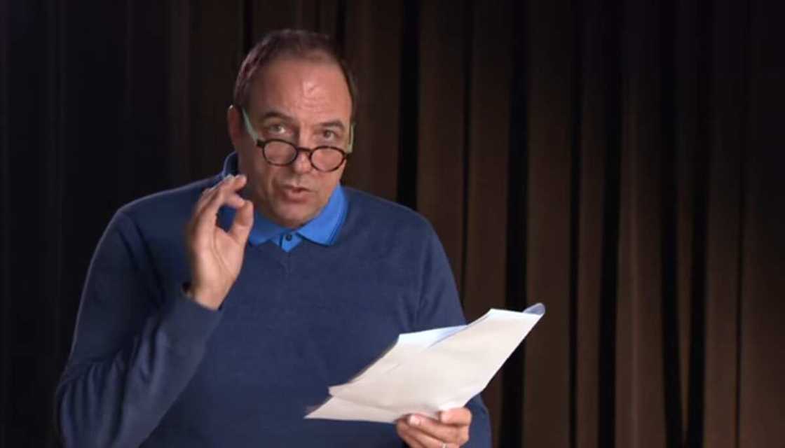 Tout sur Denis Bernard : biographie et filmographie de l'acteur Tout sur Denis Bernard : biographie et filmographie de l'acteur