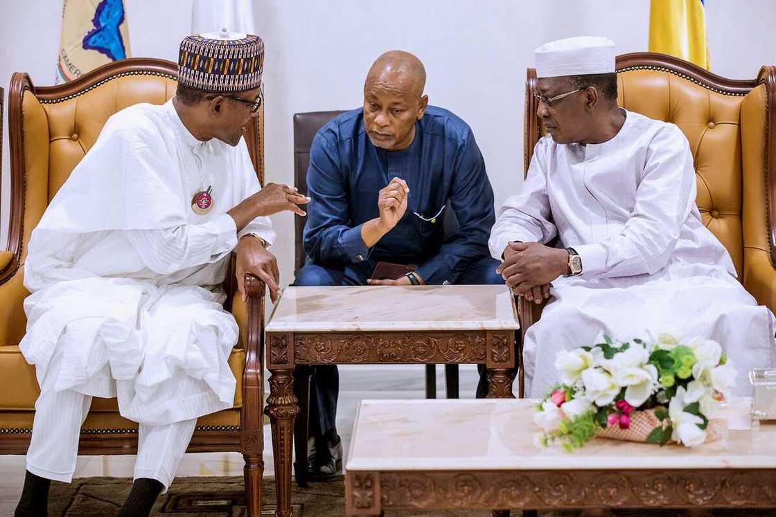 Hotunan shugaba Buhari a wurin taron kasashen gefen tekun Chadi Hotunan shugaba Buhari a wurin taron kasashen gefen tekun Chadi