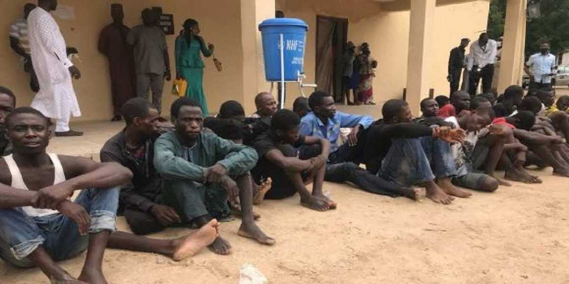 Boko Haram: 'Yan sanda sun damke Mallum, mai samarwa 'yan ta'adda kayan bukata Boko Haram: 'Yan sanda sun damke Mallum, mai samarwa 'yan ta'adda kayan bukata