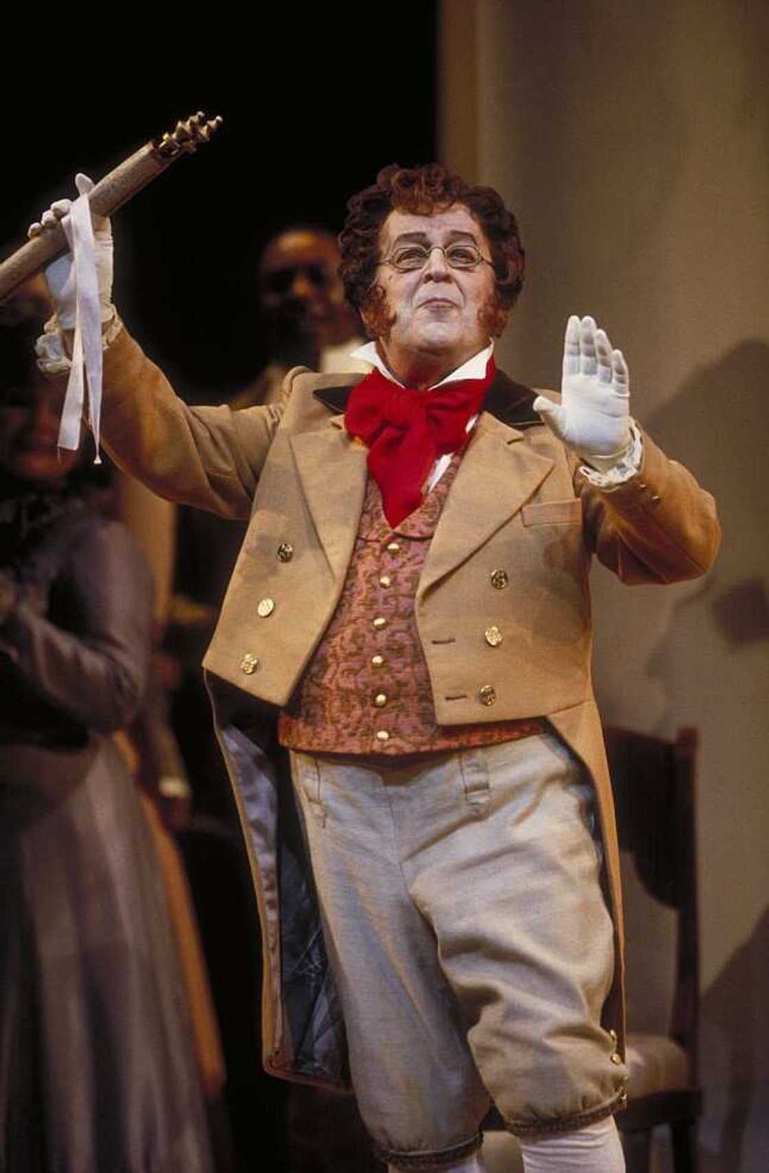 Le chanteur français Michel Sénéchal. Le chanteur français Michel Sénéchal.