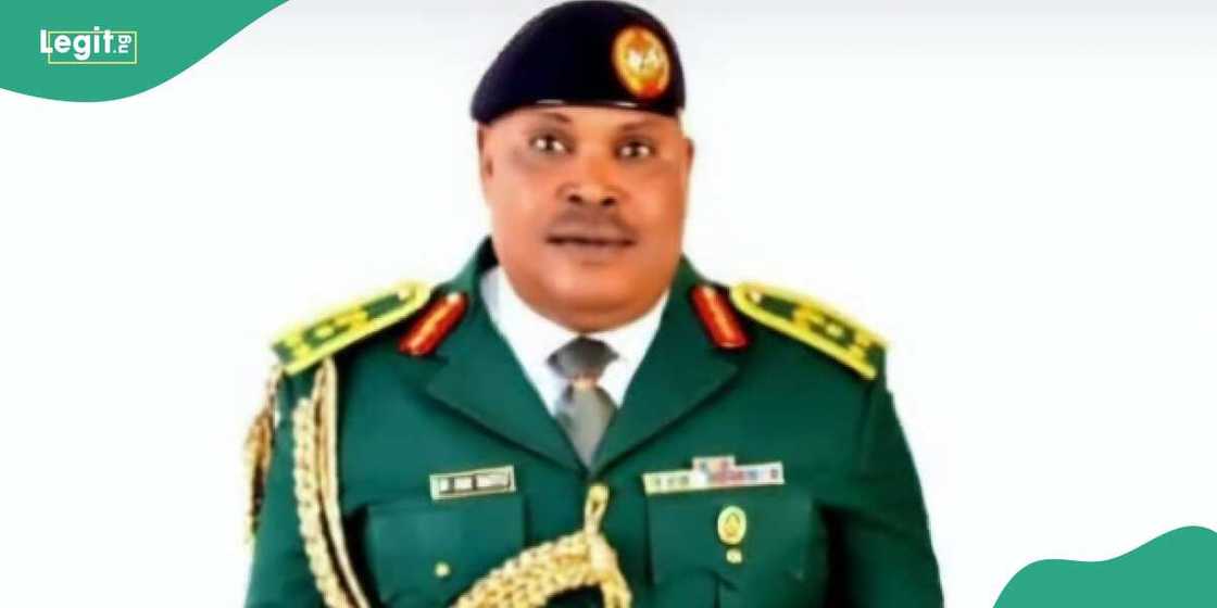 Army University loses top lecturer Army University loses top lecturer