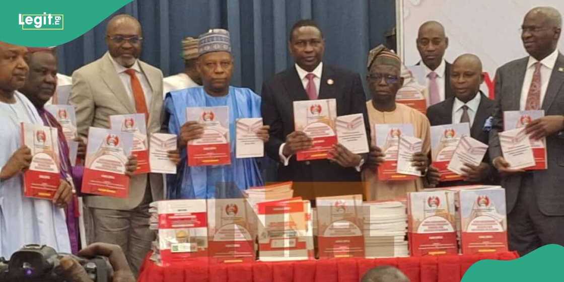 EFCC/Ola Olukoyode/Kashim Shettima/Lateef Fagbemi/Abubakar Atiku Bagudu/Babatunde Fashola EFCC/Ola Olukoyode/Kashim Shettima/Lateef Fagbemi/Abubakar Atiku Bagudu/Babatunde Fashola