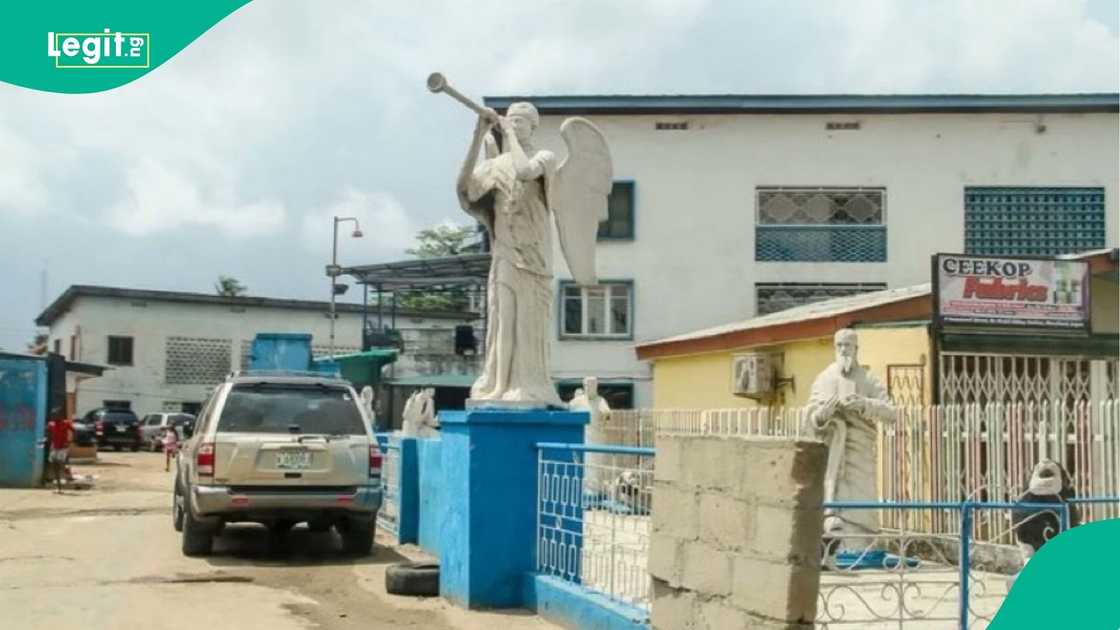 The story of the popular Jesus of Oyingbo has been compiled.
