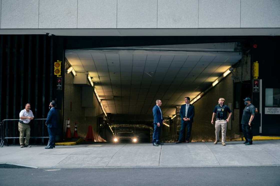 Secret Service agents stand outside of the New York Attorney General's office, where former US President Donald Trump was meeting with New York Attorney General Letitia James, in New York City on August 10, 2022 Secret Service agents stand outside of the New York Attorney General's office, where former US President Donald Trump was meeting with New York Attorney General Letitia James, in New York City on August 10, 2022