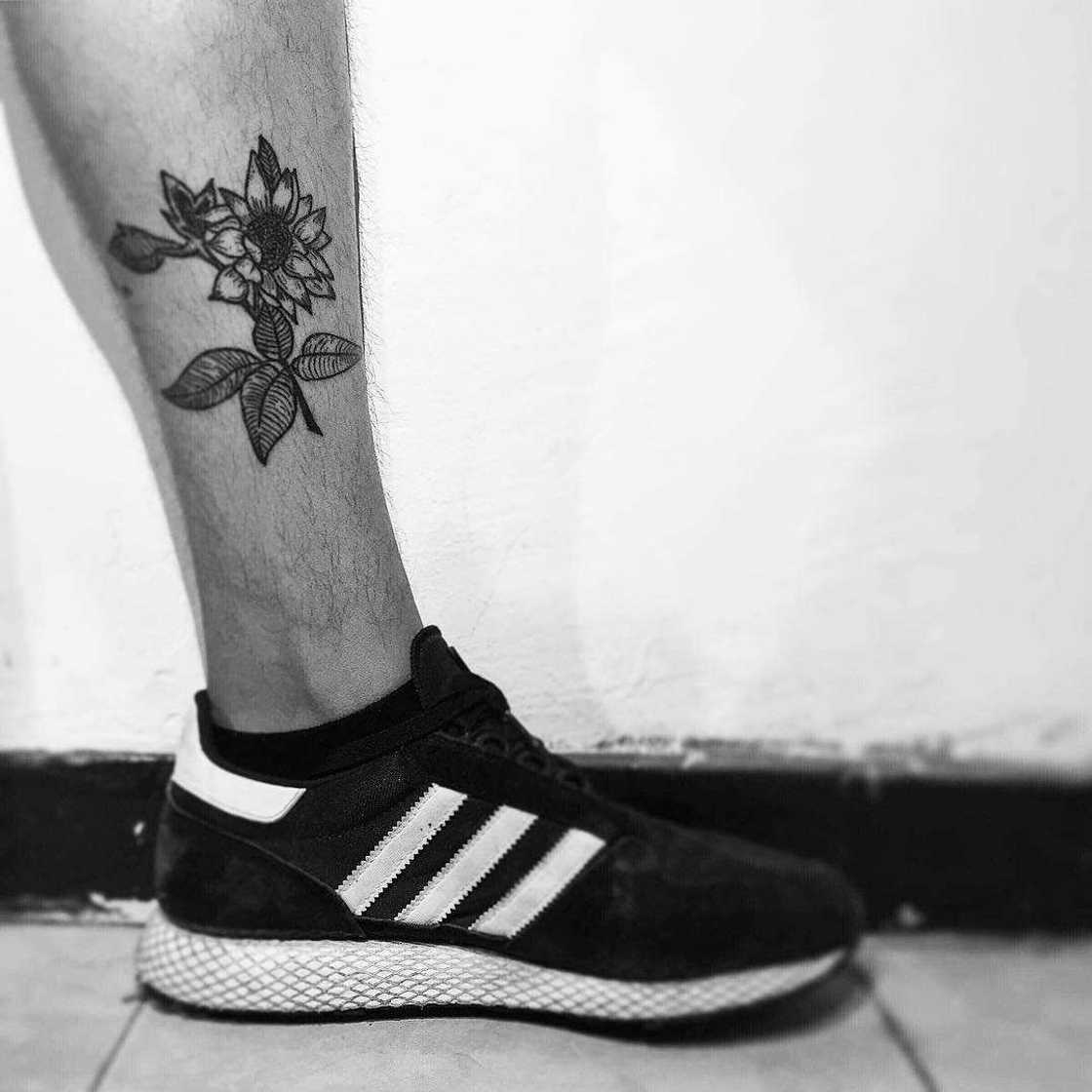 Sunflower tattoo designs Sunflower tattoo designs