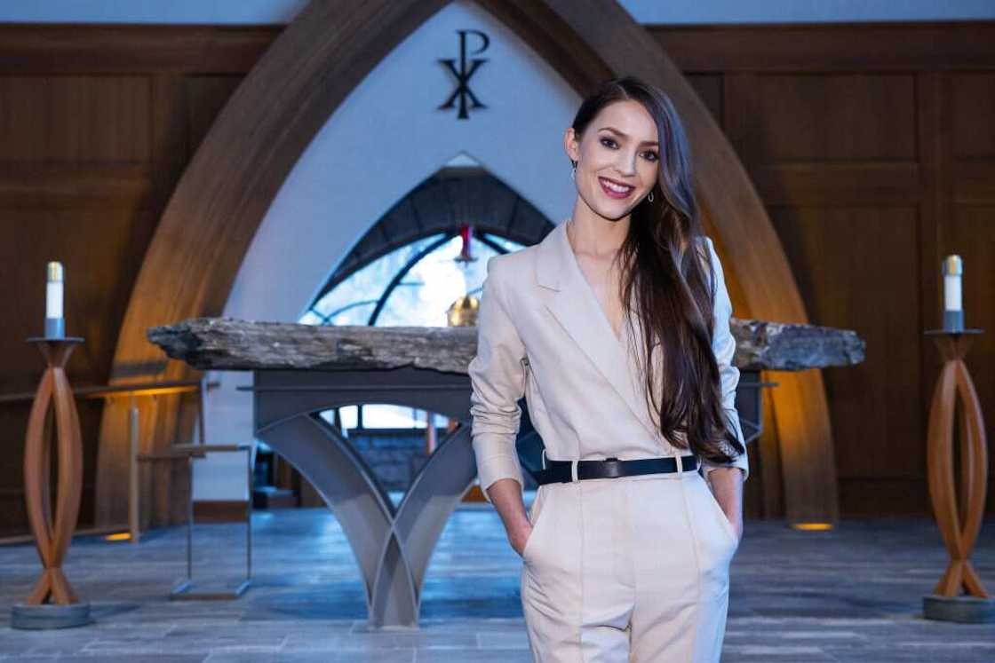 Rosalind Ross Rosalind Ross