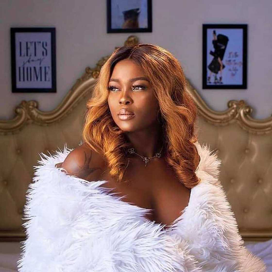 Kate "Ka3na" Jones Kate "Ka3na" Jones