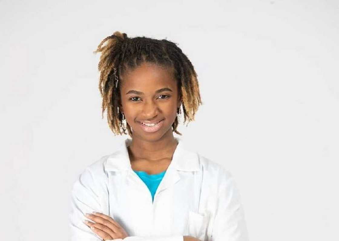 Alena Wicker. Alena Wicker.