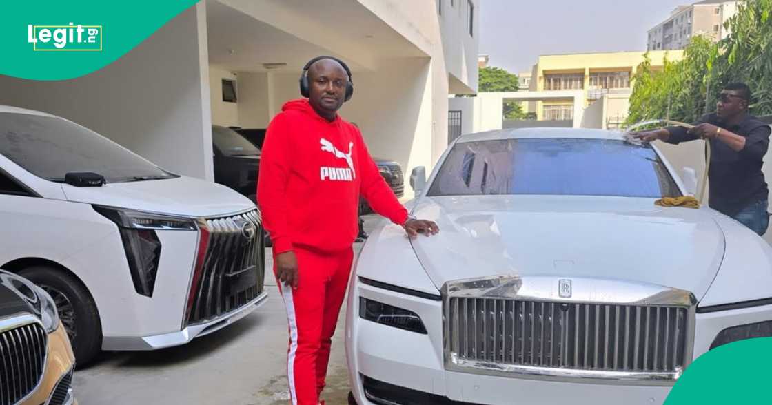 Davido excited as Isreal DMW runs to hug him. Davido excited as Isreal DMW runs to hug him.