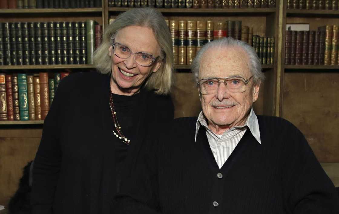 Actor William Daniels (R) poses for a photo with his wife Bonnie Bartlett (L) at Strand Bookstore