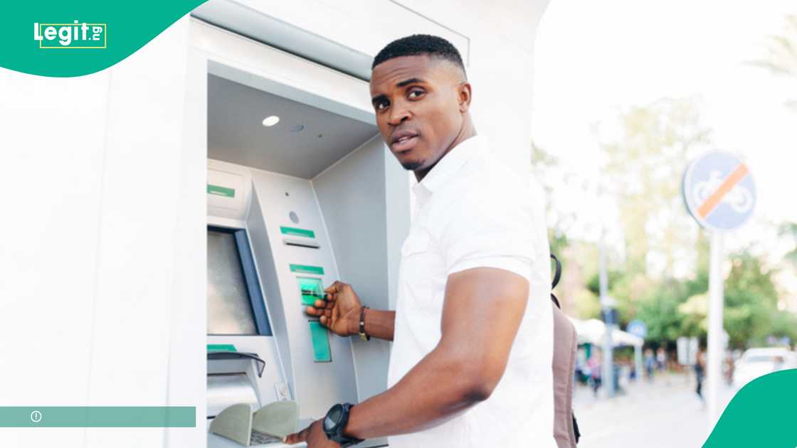 Heritage Bank depositors cry out over unpaid deposit Heritage Bank depositors cry out over unpaid deposit