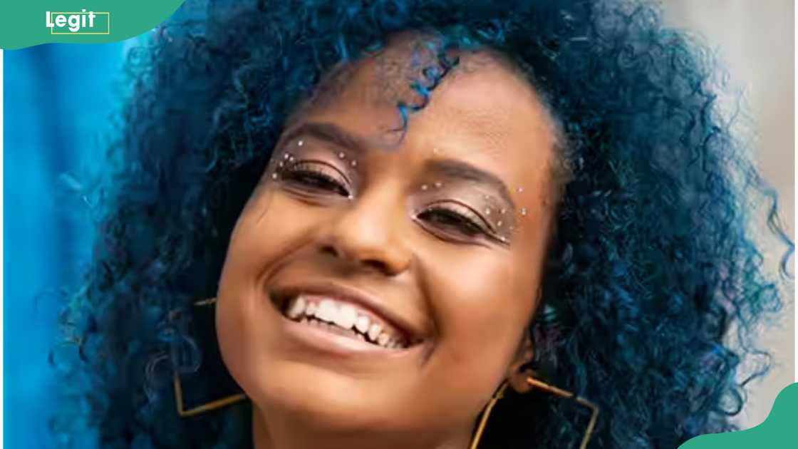 Cobalt blue hair style Cobalt blue hair style