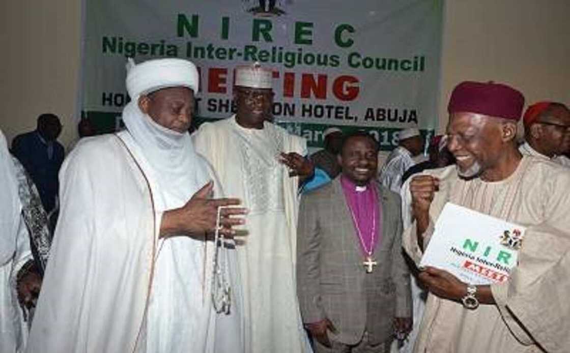 Sarkin Musulmi Da Shugaban CAN Sun Buƙaci a Kama Musulmin Da Suka Kashe Fasto a Kano Sarkin Musulmi Da Shugaban CAN Sun Buƙaci a Kama Musulmin Da Suka Kashe Fasto a Kano