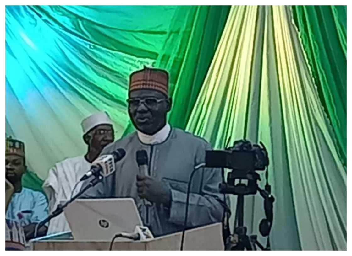 President Buhari, Incessant Insecurity, Buratai President Buhari, Incessant Insecurity, Buratai