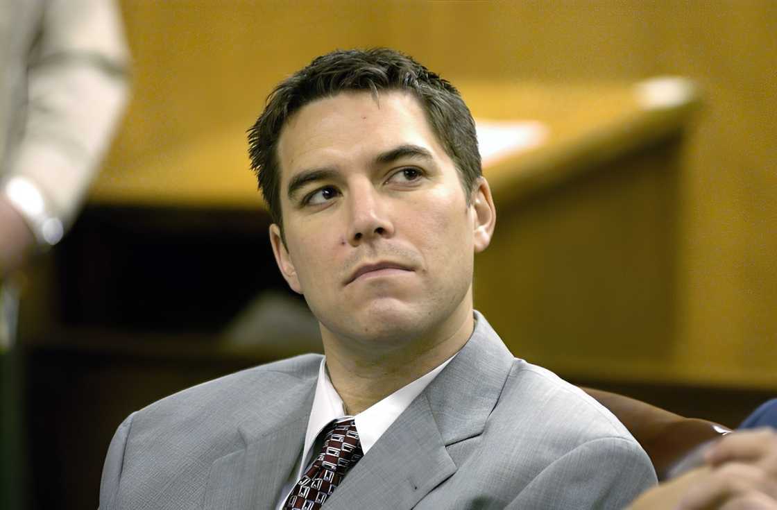 Scott Peterson at the hearing in Modesto, California Scott Peterson at the hearing in Modesto, California