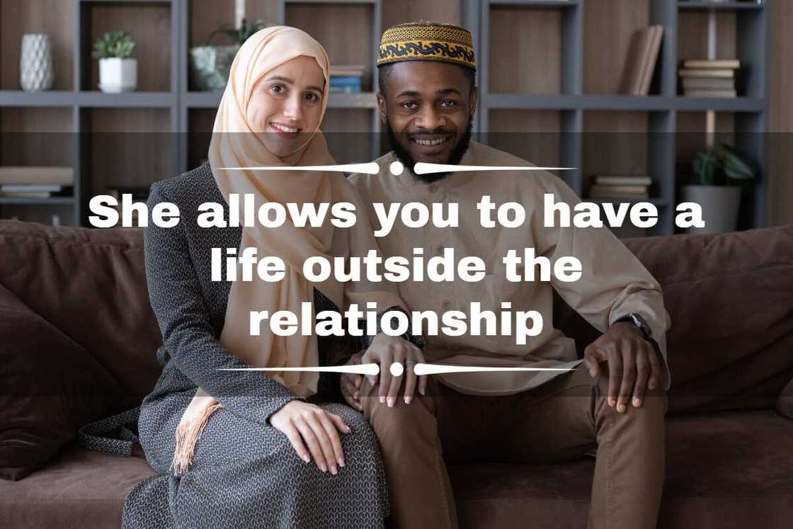 signs a woman loves you signs a woman loves you