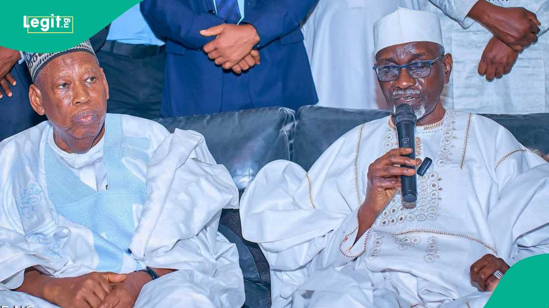 Former Kano State Governor Abdullahi Ganduje paying a condolence visit following the passing of Dahiru Shekarau, the younger brother of former Governor Ibrahim Shekarau. Former Kano State Governor Abdullahi Ganduje paying a condolence visit following the passing of Dahiru Shekarau, the younger brother of former Governor Ibrahim Shekarau.