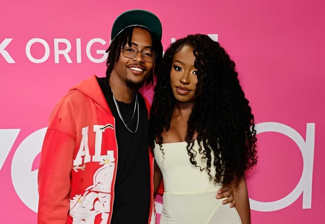 Kordell Beckham and Serena Page pose on the red carpet Kordell Beckham and Serena Page pose on the red carpet