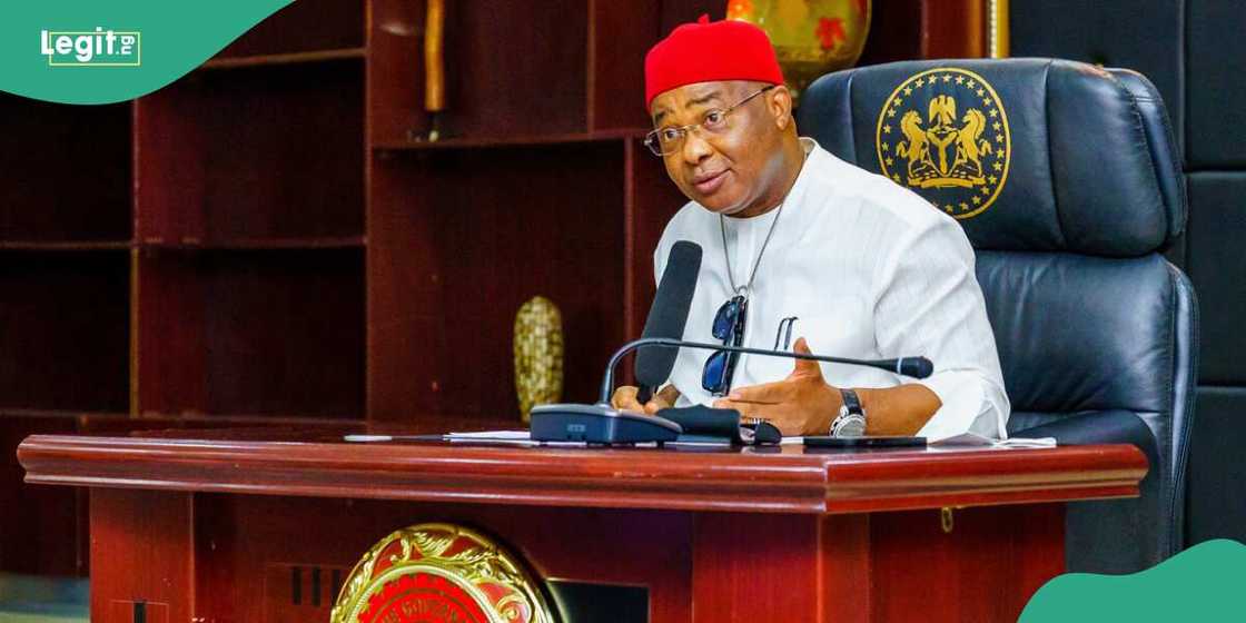 Governor Hope Uzodimma increases the minimum wage of civil servants, doctors, and others in Imo state. Governor Hope Uzodimma increases the minimum wage of civil servants, doctors, and others in Imo state.