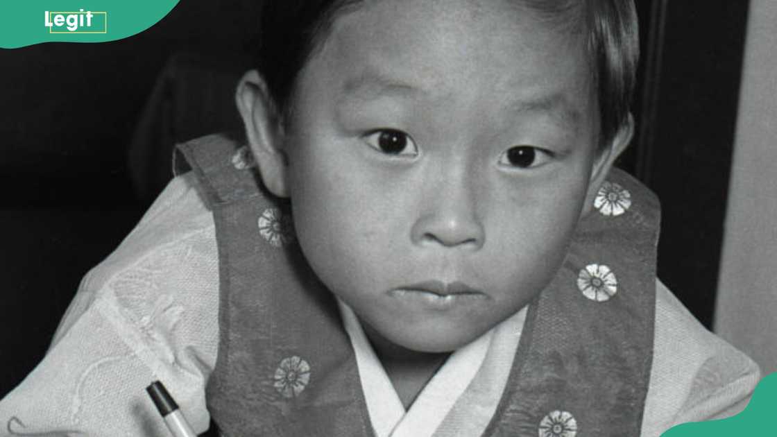 Young photo of Kim Ung-Yong Young photo of Kim Ung-Yong