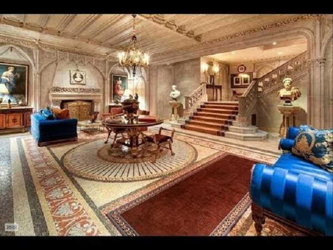 Aljanar duniya: Hotunan cikin katafaren gidan attajiri, Aliko Dangote Aljanar duniya: Hotunan cikin katafaren gidan attajiri, Aliko Dangote