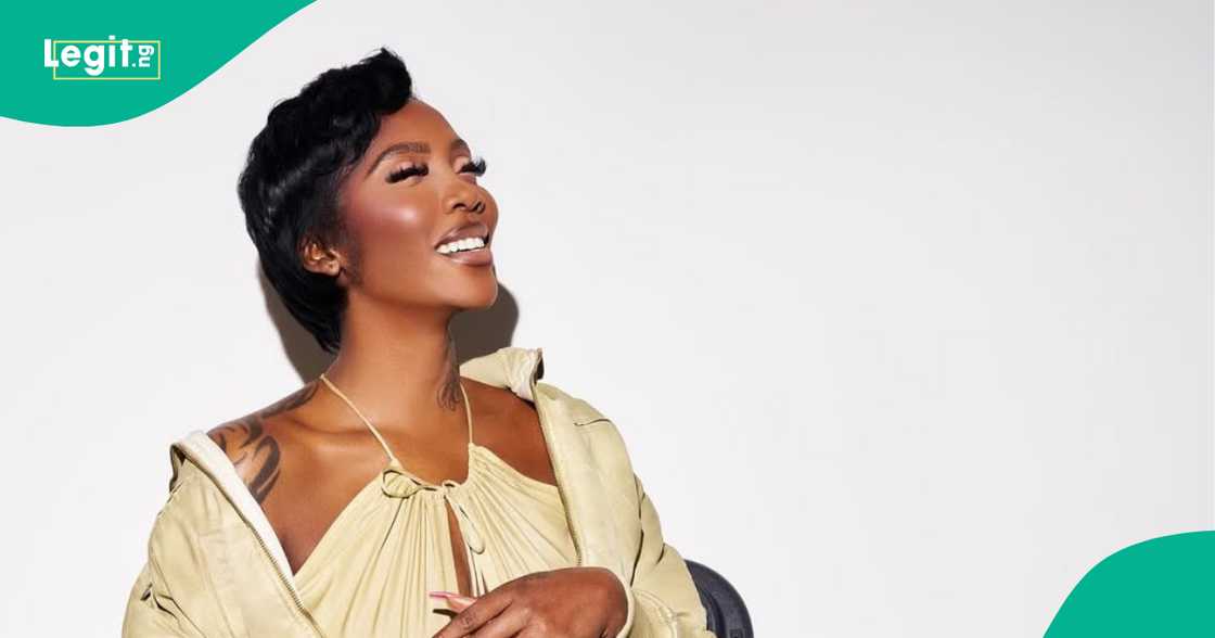 Fans drag Tiwa for letting her son edit her dance video. Fans drag Tiwa for letting her son edit her dance video.