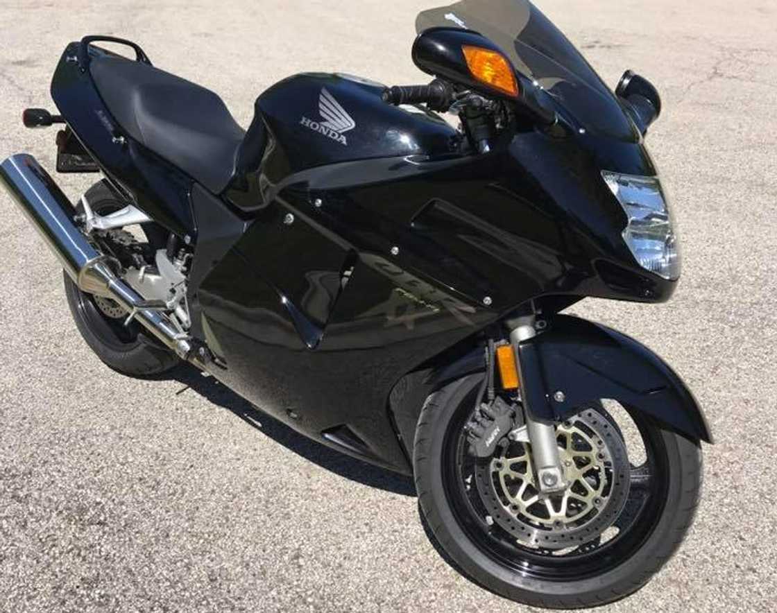 Honda CBR1100XX Honda CBR1100XX