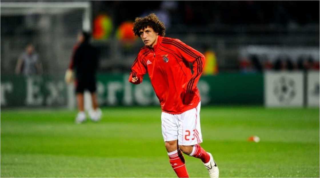 David Luiz must end his career at Benfica according to club legend Nuno Gomes David Luiz must end his career at Benfica according to club legend Nuno Gomes