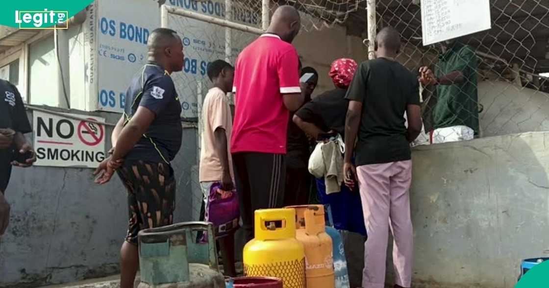 Households grapple with rising cooking gas prices as LPG sells for as much as N1,600 per kilogramme in Lagos.