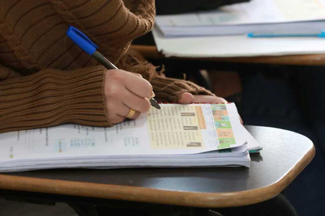 About 5,400 Syrian physicians were working in Germany in 2021, topping the list of foreign practitioners ahead of Romanians, Greeks and Austrians About 5,400 Syrian physicians were working in Germany in 2021, topping the list of foreign practitioners ahead of Romanians, Greeks and Austrians