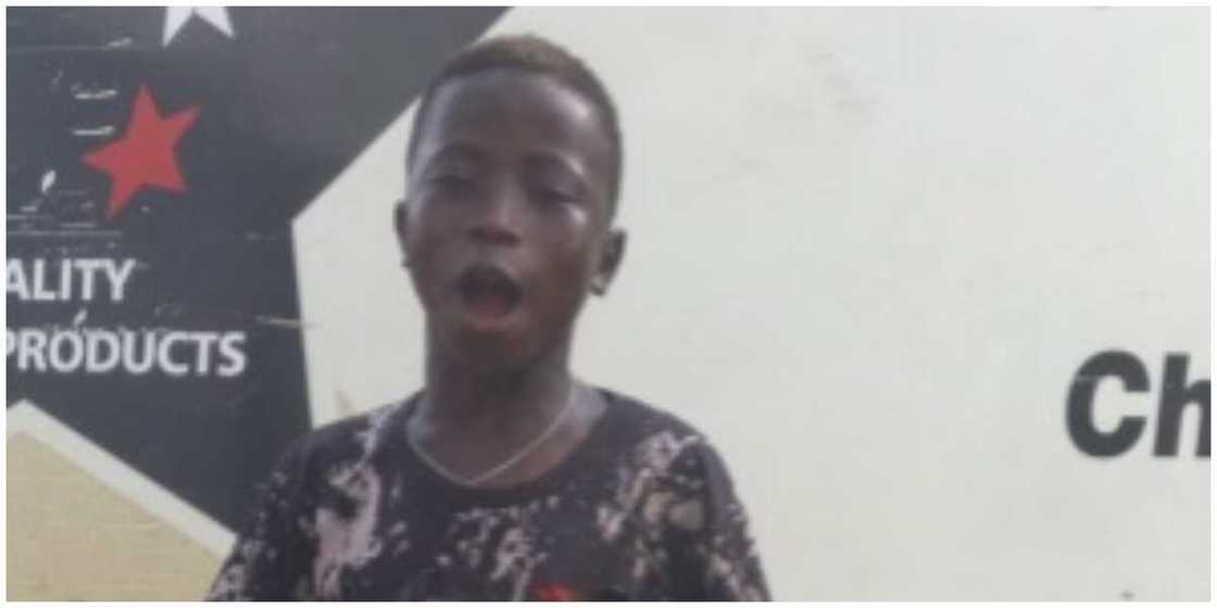 Young boy hawking snacks gives protesters for free, refuses to collect money Young boy hawking snacks gives protesters for free, refuses to collect money
