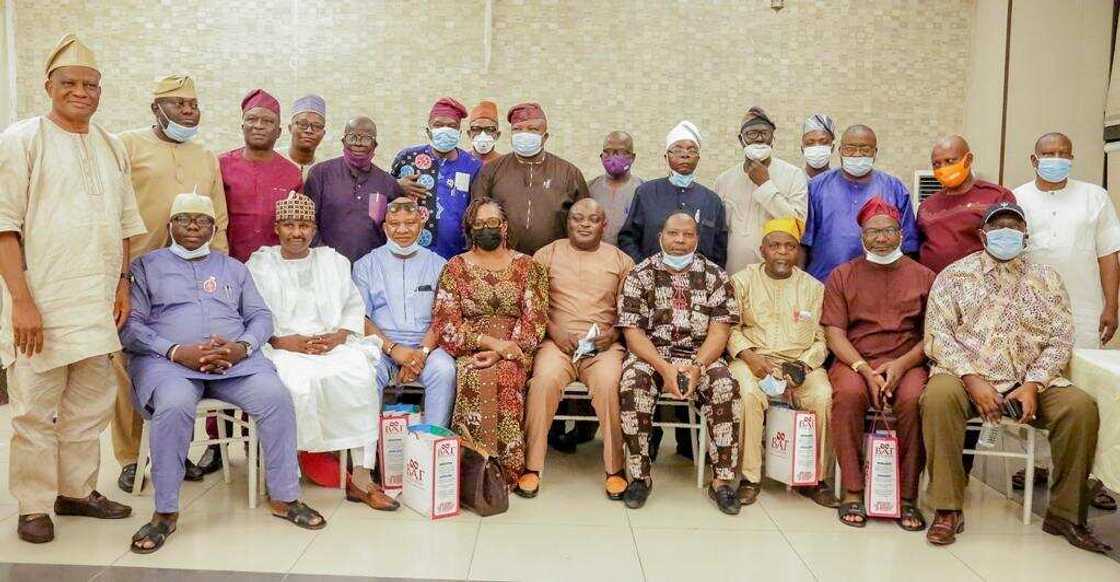 2023: Tinubu's presidential ambition gets major boost as south-west speakers, top ex-lawmakers unite 2023: Tinubu's presidential ambition gets major boost as south-west speakers, top ex-lawmakers unite